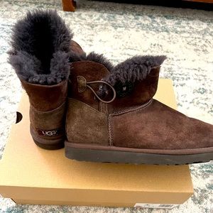 UGG Mini Bailey Button II Boot
